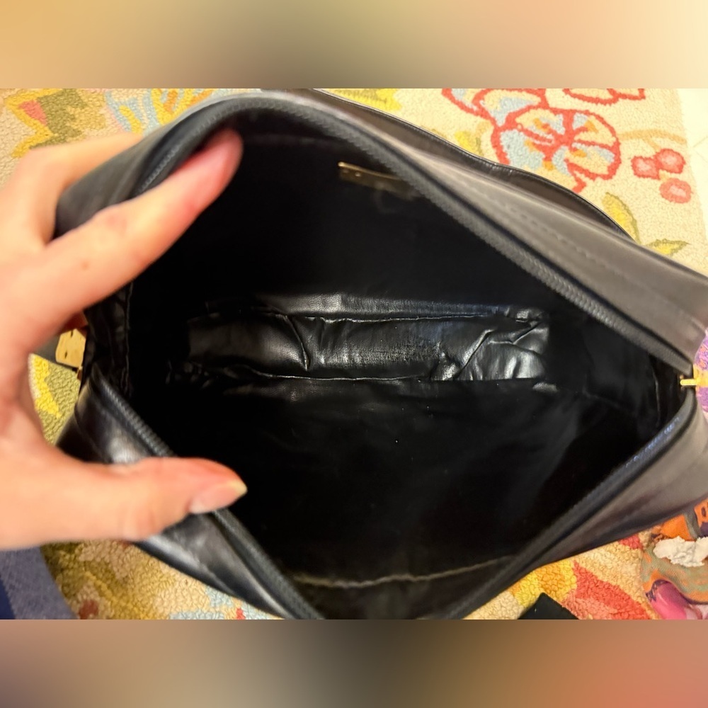MARIO VALENTINO Unisex Rare Vintage Black Leather Satchel Crossbody - Picture 12 of 16